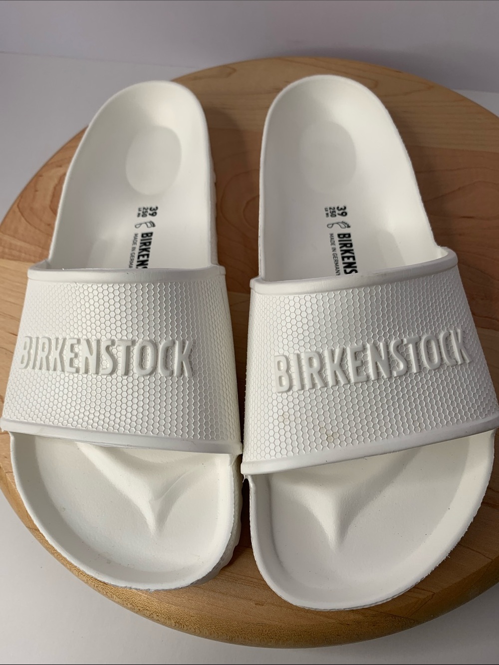 Birkenstock Women’s Size 8 Slip On Sandals White - Picture 8 of 9